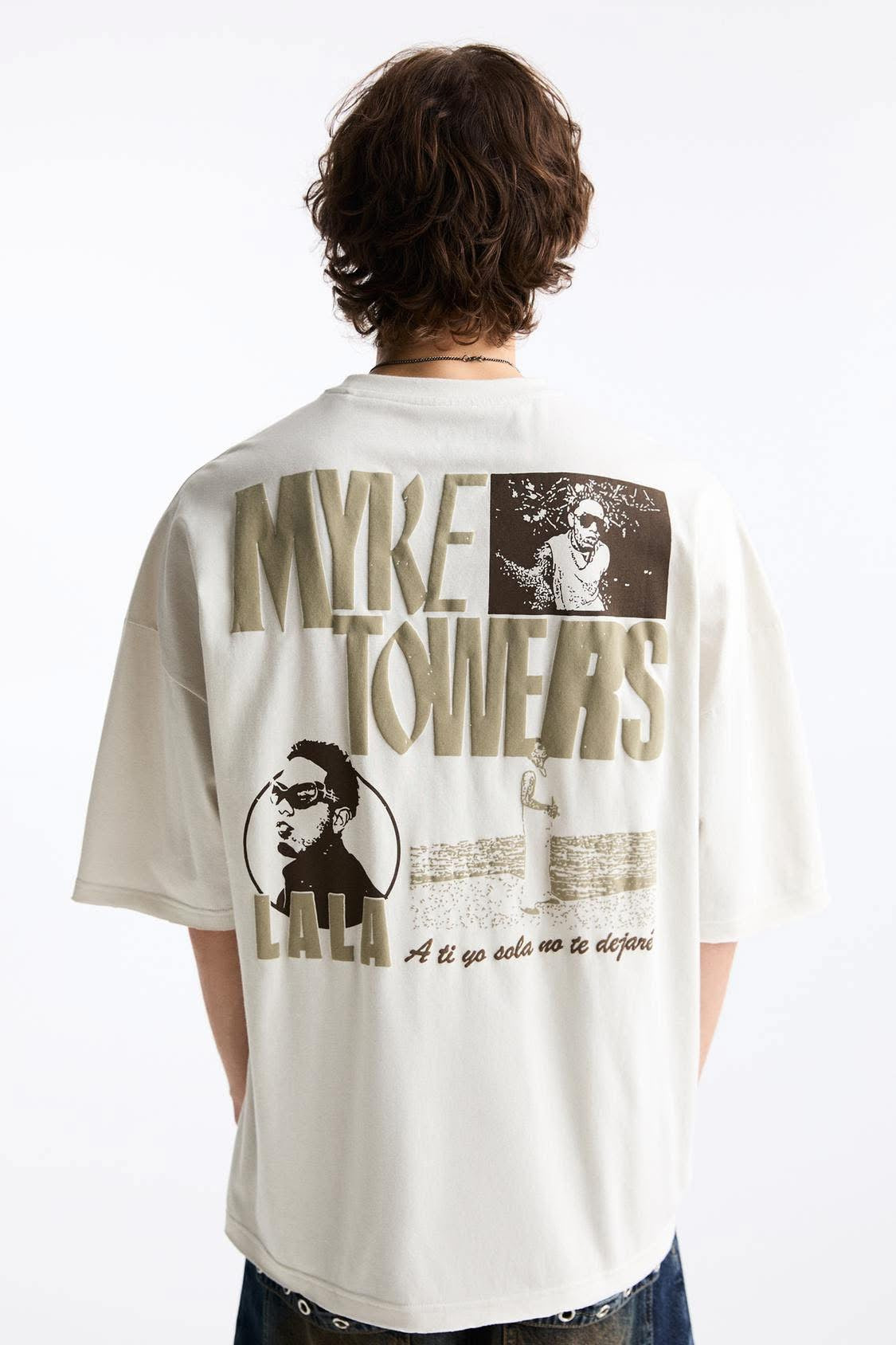 T-shirt/ Pull&bear