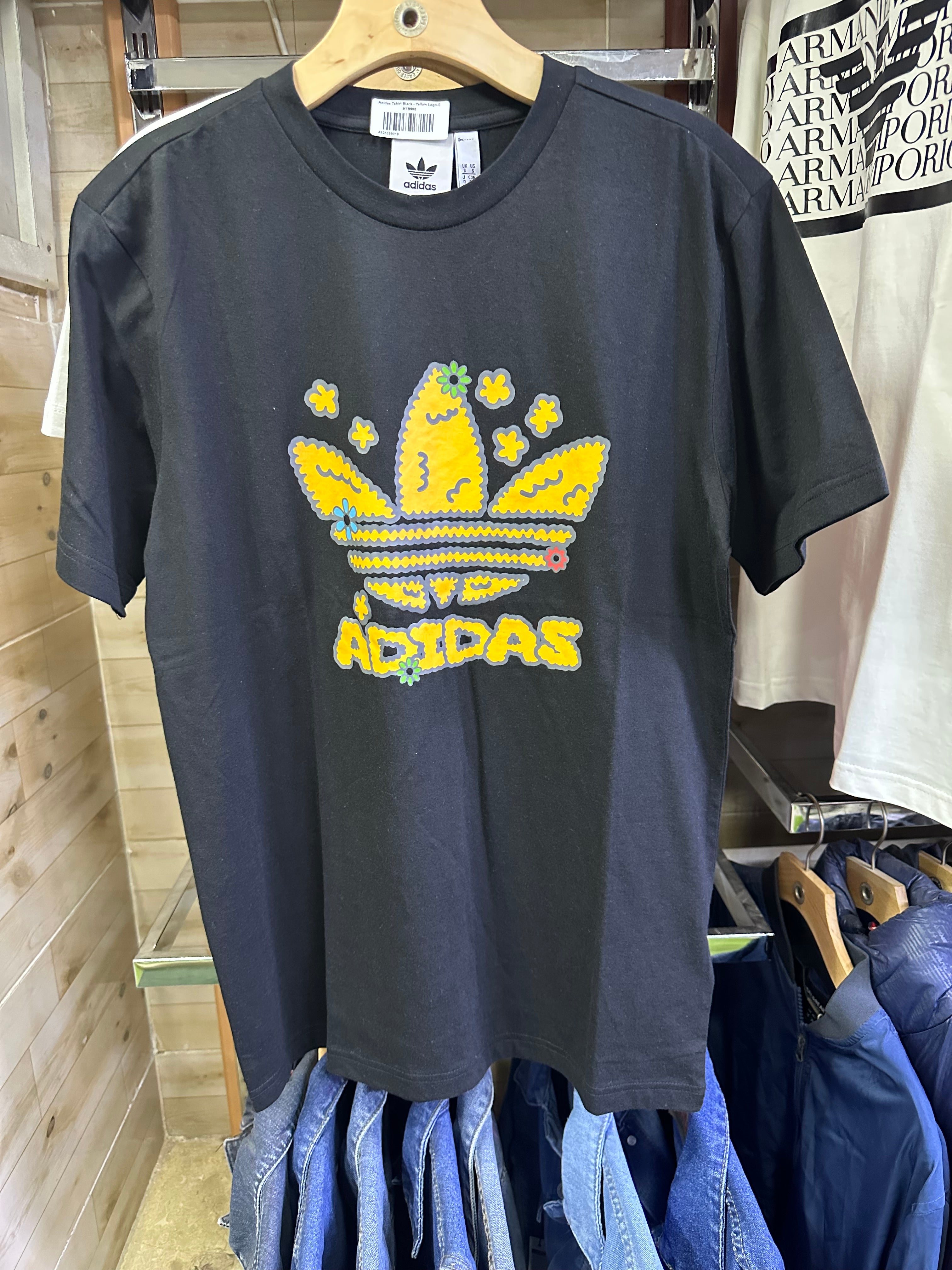 T-shirt/ Adidas