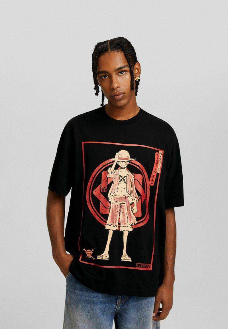T-shirt/ BERSHKA