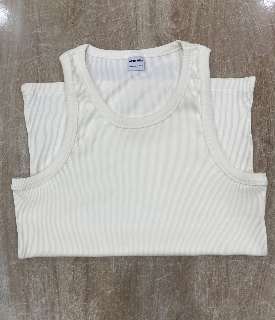 Tank top / BERSHKA Orignal 💯